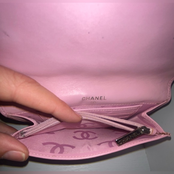 Vintage Chanel Wallet - Picture 6 of 13